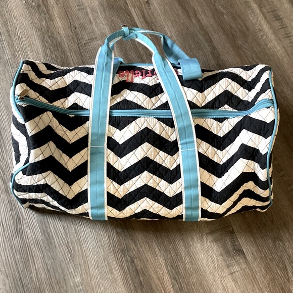 Large Quilted Tote (Gabrielle) on front in Pink - Picture 6 of 8